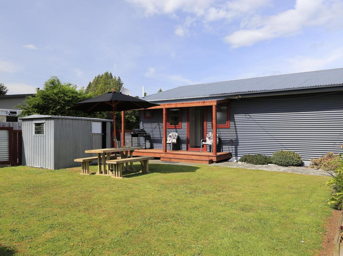 Mokonui Cottage - Te Anau Holiday Home מראה חיצוני תמונה